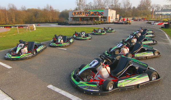 parc - KART CENTER Pluméliau - Le karting dans le Morbihan KART CENTER ...